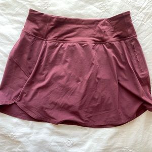 Outdoor Voices Burgundy Hudson 4 inch Skort RARE